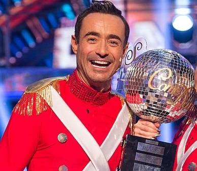 Joe McFadden Wins Strictly Come Dancing 2017